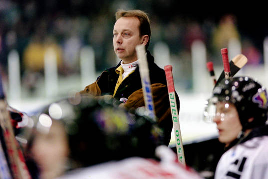 Bläddra bland fler bilder av Ishockey, Elitserien, Malmö - Västeås, 5-0