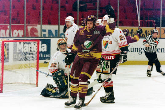 Magnus Arvedson, Färjestad jublar
