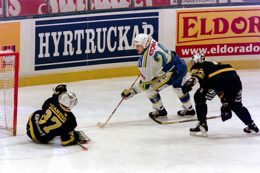 Stefan Hellkvist, Leksand framför Miikka Kiprusoff,