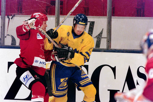 Marcus Thuresson, Sverige
