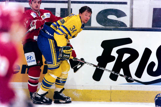 Roger Johansson, Sverige
