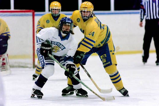 Ann-Louise Edstrand, Sverige