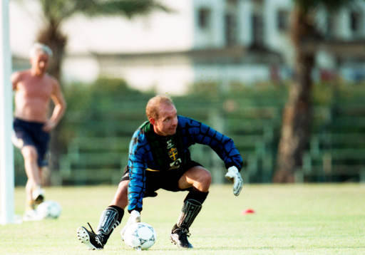 Thomas Ravelli, målvakt, Sverige