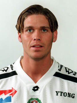Fotboll -- Mattias Wahlqvist, Örebro SK