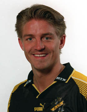 Fotboll -- Patrick Englund, AIK