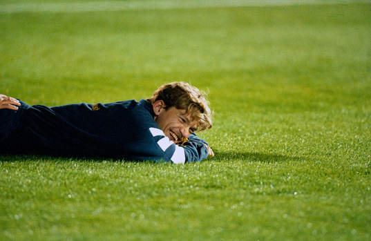 Jesper Blomqvist i gröngräset