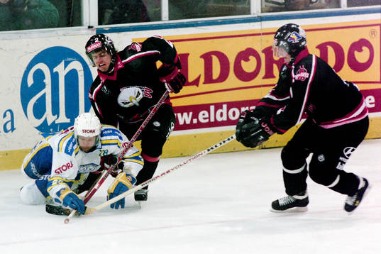 Ander Lönn, Leksand uppvaktas av malmös Marko Kiprusoff