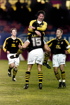 Dick Lidman, Cesar Pachá och Ola Andersson, AIK jublar