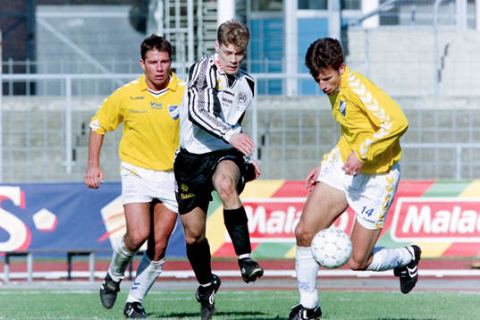 Peter Lindau, Malmö med bollen
