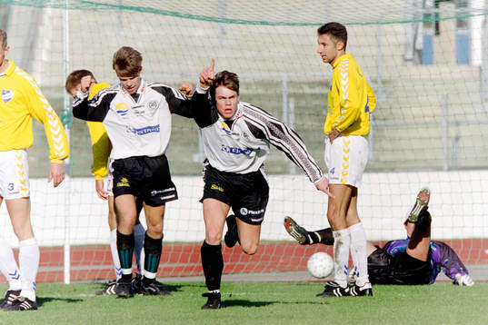 Daniel Leinar gör 1-0 till Motala