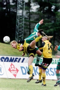 Percy Olsson och Simon Sjöfors, Hässleholm i kamp om