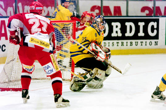 Tommy Salo, målvakt, Sverige