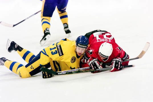 Marcus Thuresson, Sverige
