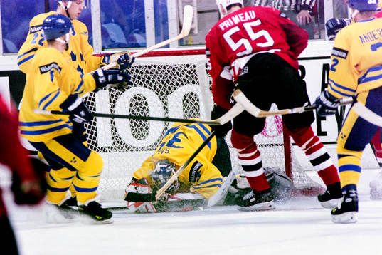 Tommy Salo, målvakt, Sverige