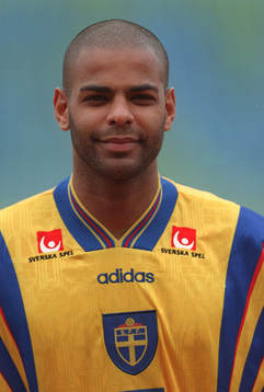 Pascal Simpson, Sverige