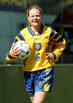 Tina Kindvall, Sverige