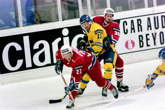 Marcus Thuresson, Sverige