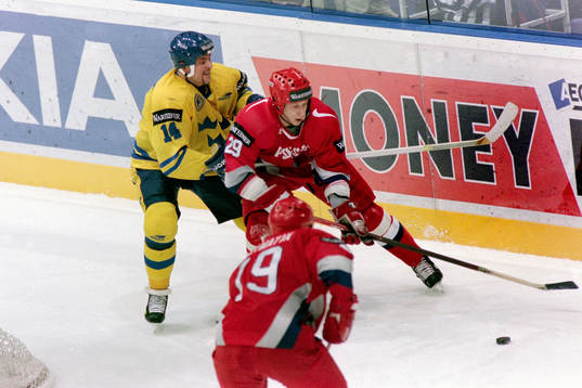 Mattias Norström, Sverige i ryggen på rysslands Oleg Belov