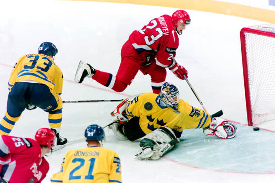 Alexander Prokopiev, Ryssland fri med Tommy Salo, målvakt
