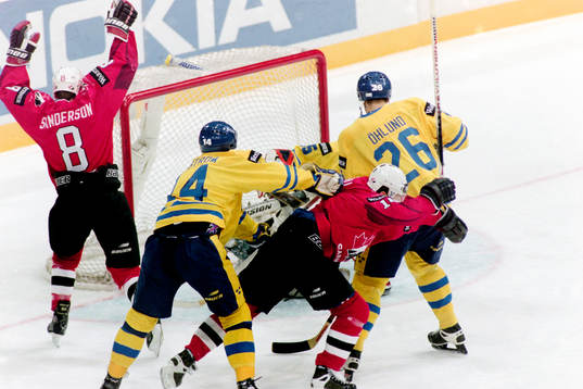 Geoff Sanderson, Kanada jublar