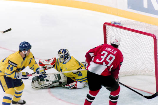 Tommy Salo, målvakt, Sverige