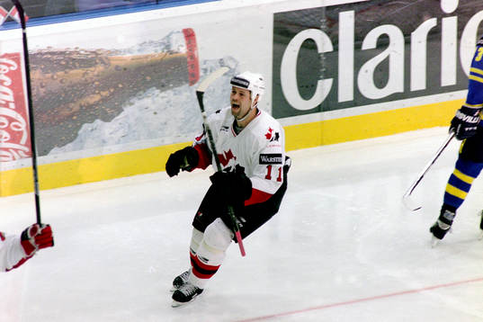 Owen Nolan, Kanada jublar