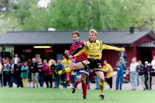 Rickard Lindberg, Hässleholm i kamp om bollen