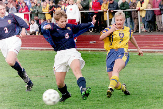 Carina Håkansson, Sverige uppvaktas av rysslands Galina
