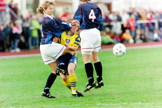 Ewa Zeikfalvy, Sverige stoppas