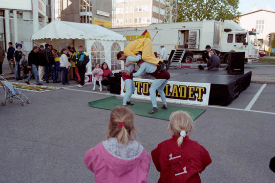 Sponsorer äter middag innan match