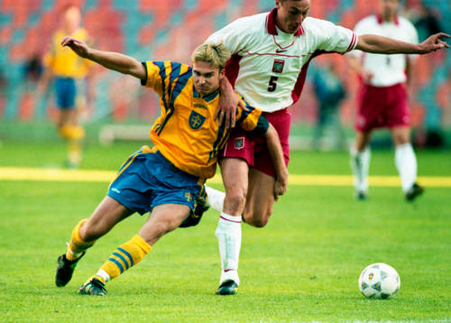 Andreas Andersson, Sverige tas hårt av Tomasz Hajto