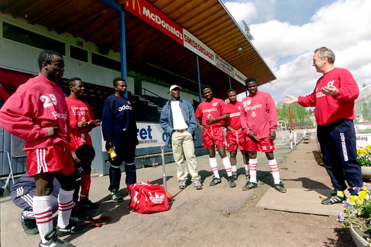 Bläddra bland fler bilder av Fotboll, Degerfors, Träning, ungdomar från Sierra Leone