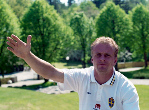 Jonas Thern, Sverige