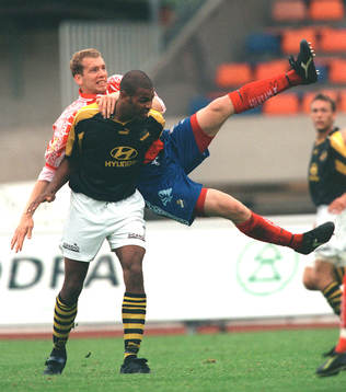 Pascal Simpson, AIK
