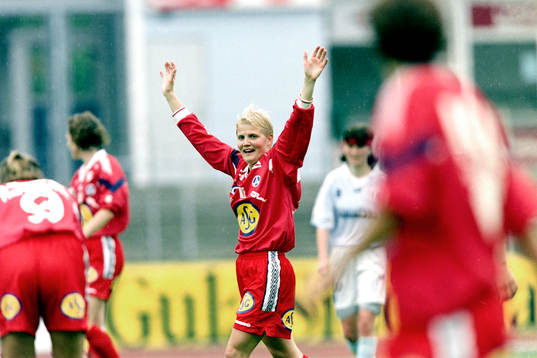 Åsa Lönnqvist, Älvsjö