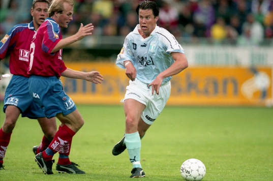 Daniel Andersson, Malmö med bollen och Peter Wibrån,