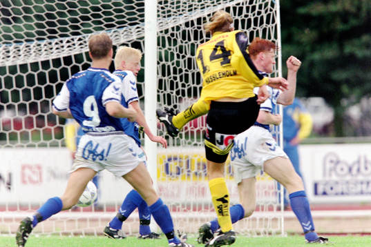 Fotboll, Div 1 Södra, IFK Hässleholm - Oddevold, 2-1