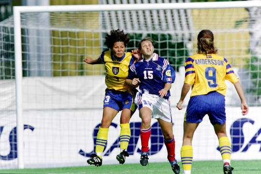 Jane Törnqvist, Sverige