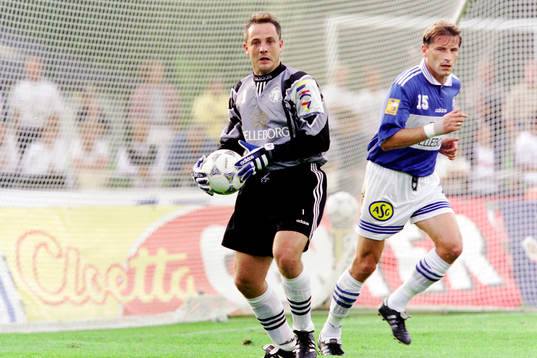 Dragan Drljaca, målvakt och Ivica Momcilovic.Trelleborg