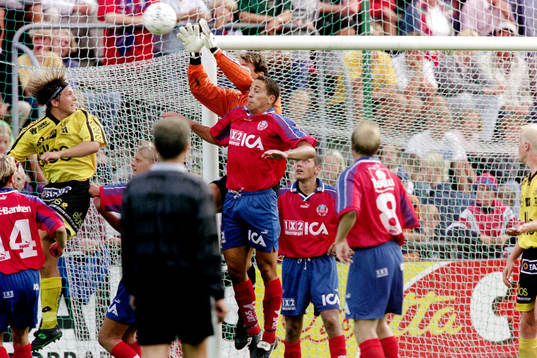 Anders Svensson, Elfsborg oroar helsingborgs målvakt Sven