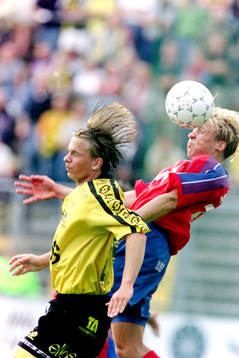 Tobias Linderoth, Elfsborg i en duell med Erik Edman,