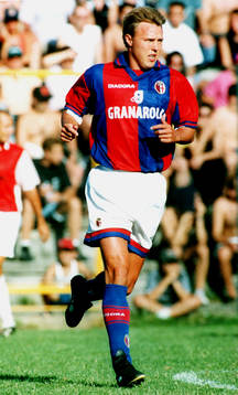 Fotboll Igor Kolyvanov, Bologna