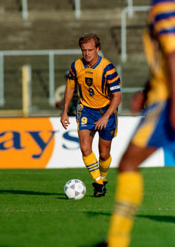 Jonas Thern, Sverige