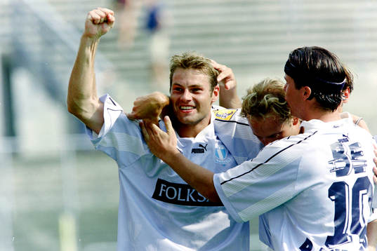 Bläddra bland fler bilder av Fotboll, Allsvenskan, Malö FF - Panos Ljungskile, 1-1