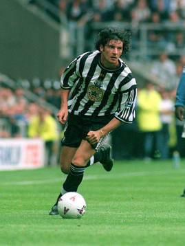 Fotboll -- Alessandro Pistone, Newcastle