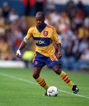 Fotboll -- Dean Gordon, Crystal P (Crystal Palace)