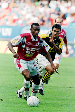 Gbassay Bangura, Degerfors med bollen