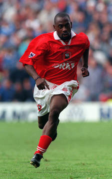 Fotboll -- Clint Marcelle, Barnsley