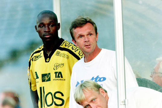 Moses Nsubuga och Anders Linderoth, tränare i Elfsborg