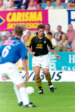 Thomas Lagerlöf, AIK med bollen